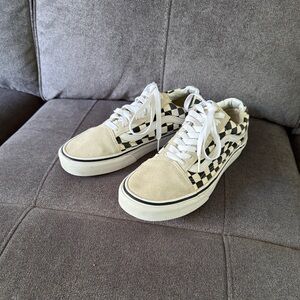 Checkered Vans Canvas Sneakers with laces